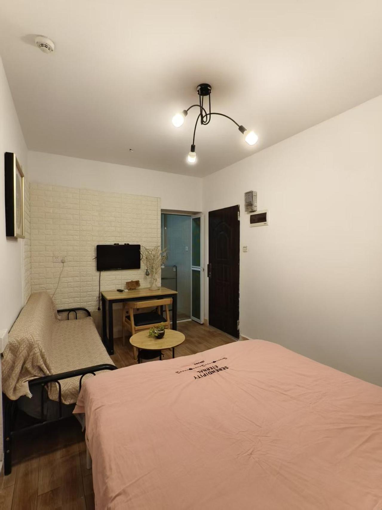 Lin Jiang Apartment Kanton Exterior foto